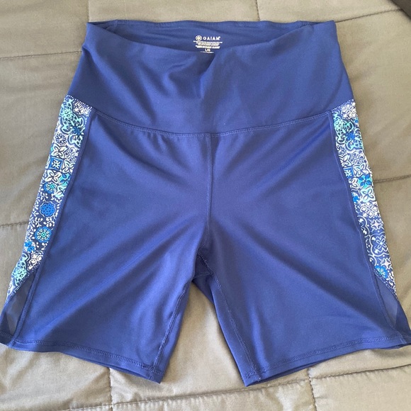 Gaiam Biker Shorts Workout Athletic 
